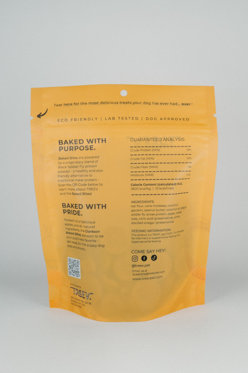 Back of the TREEV Clarkson Baked Bites bag showing ingredients, guaranteed analysis and feeding information